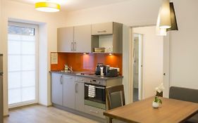 Holiday Apartments by Das Grüne Hotel zur Post - 100 % BIO&Villa Ceconi